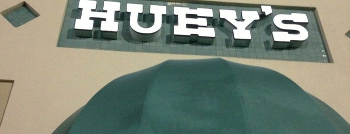 Huey's Restaurant is one of Orte, die Graham gefallen.