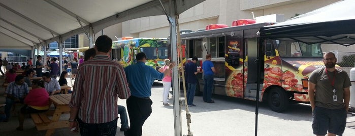 Rackspace Food Truck Friday! is one of Tempat yang Disukai Sam.