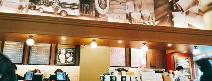 Starbucks is one of Starbucks Coffee (東京23区外).