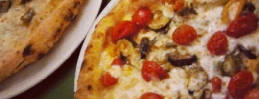 Osteria Pizzeria Pepe is one of Top 10 favorites places in Caserta, Italia.