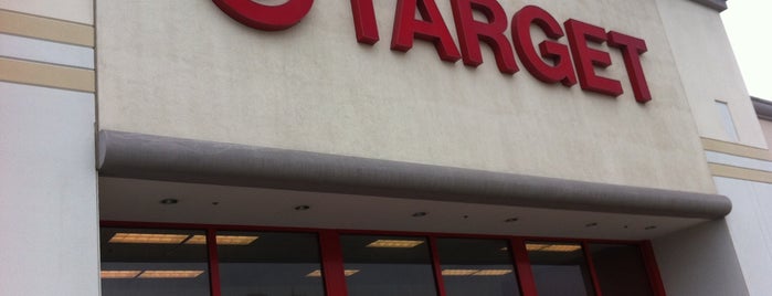 Target is one of Locais curtidos por Karen.