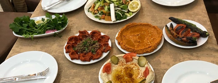 Saray Restaurant is one of Lieux qui ont plu à Dr. Murat.