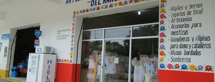 Minisuper El Ranchito is one of Lugares favoritos de Liz.