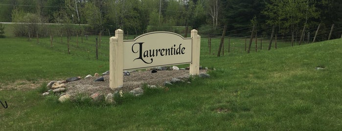 Laurentide Winery is one of Tempat yang Disukai Debbie.