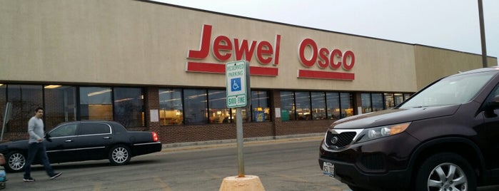 Jewel-Osco is one of Orte, die Nancy gefallen.