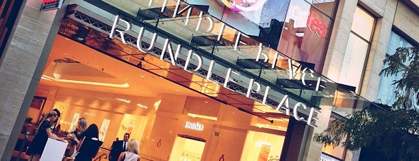 Rundle Place is one of Adelaide 吃拉撒.