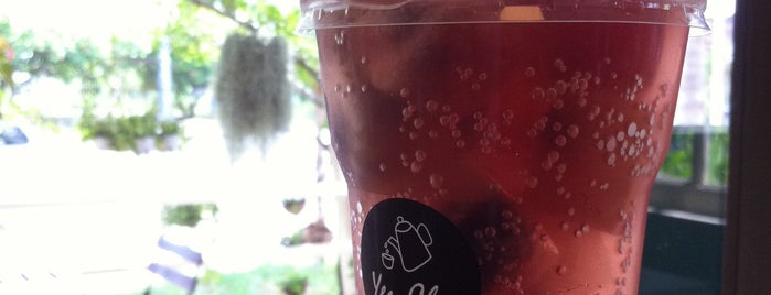 Yen-Cha Coffee&Tea Cafe @Rayong is one of Chillax in ma Rayong!.