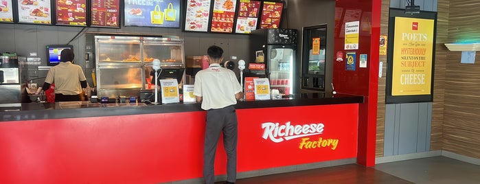 Richeese Factory is one of Kuliner Bekasi.