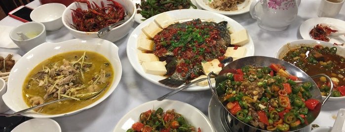 Hunan Spicy Taste Restaurant is one of LA.