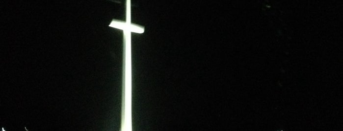 Giant 125-Foot Cross @ GFBC is one of Nancyさんのお気に入りスポット.