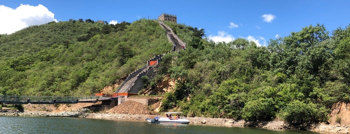 The Great Wall at Huanghuacheng is one of Tempat yang Disukai Scooter.