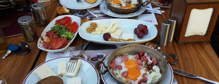 Saray Muhallebicisi is one of All-time favorites in Turkey.