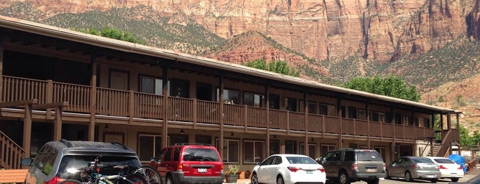 Historic Pioneer Lodge is one of Tempat yang Disukai Rachel.