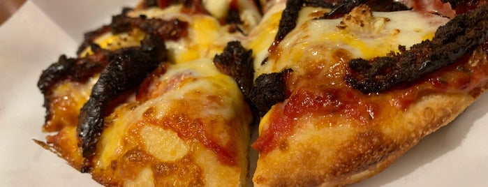 PizzaMan Dan's is one of Rachel : понравившиеся места.