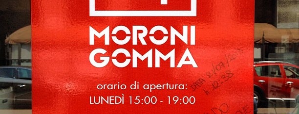 Moroni Gomma is one of Milan.