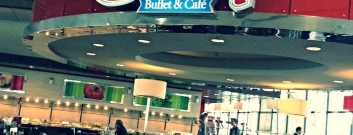 Gatsby Buffet & Café is one of Lugares favoritos de Jack.