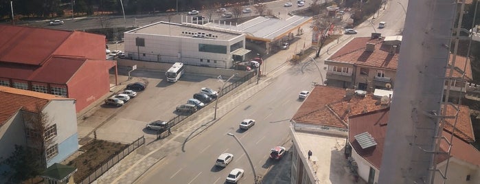 Atatürk Teleferik İstasyonu is one of gezmeler.