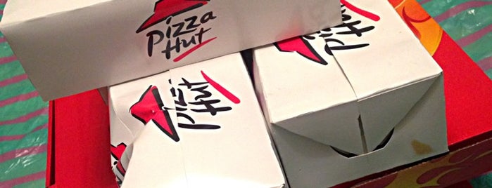 Pizza Hut is one of Alya : понравившиеся места.