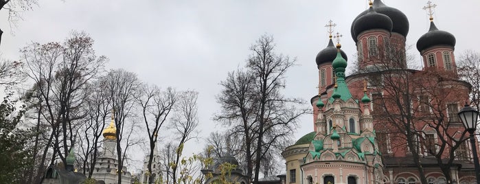 Донская площадь is one of Площади Москвы / Squares of Moscow.