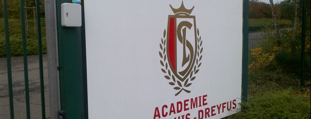 Académie Robert Louis-Dreyfus is one of Voetbal : Velden Elite Jeugd KBVB U16.