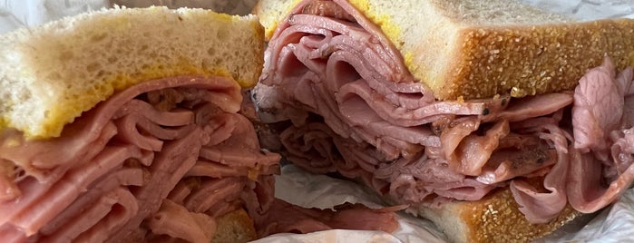 Dunn's Famous Deli is one of Ottawa life.