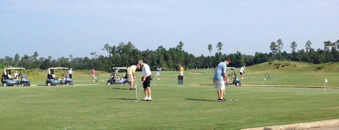 The  Golf Club of North Hampton is one of Lugares favoritos de Matt.