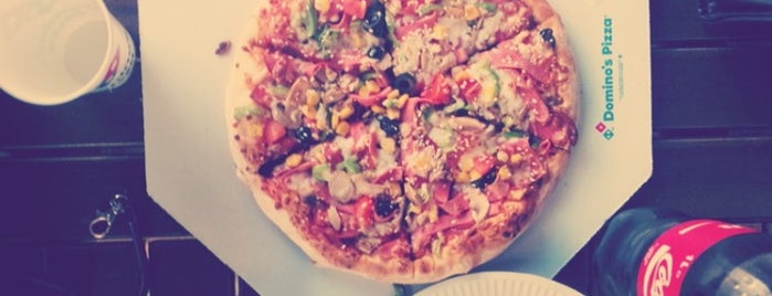 Domino's Pizza is one of Posti che sono piaciuti a Çakıl.