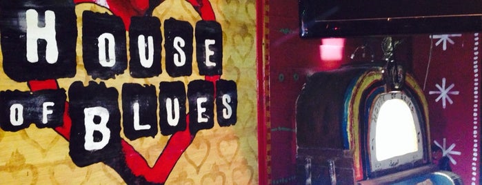 House of Blues Restaurant & Bar is one of new orleans.