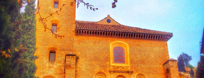 Parroquia de San Ildefonso is one of Granada.