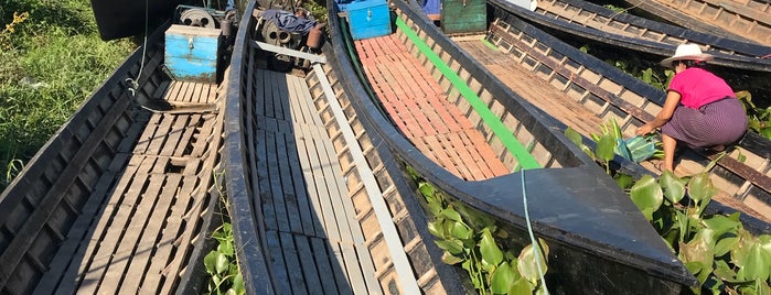 Nanpan Village Floating Market is one of Pagoda hopping through Myanmar.