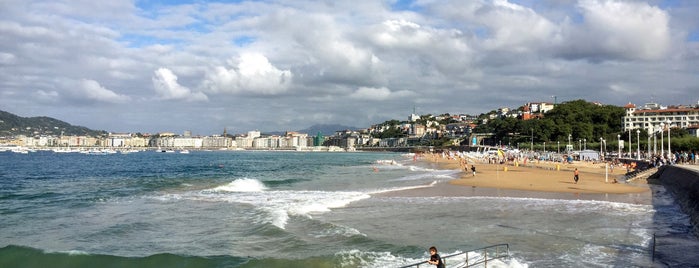 Playa de Ondarreta is one of Basque Country: A week of Vino y Tapas.