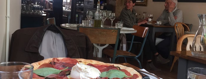 Cucuzza is one of Pizza in Paris.