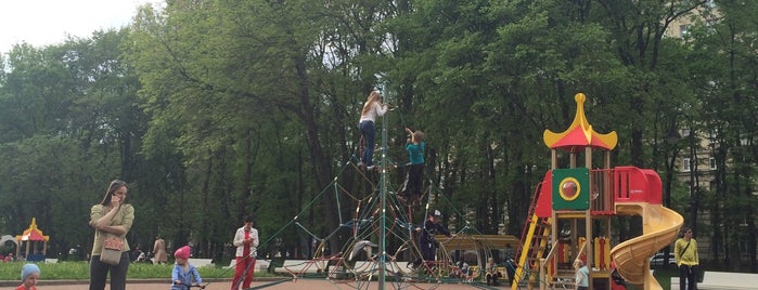 Детская площадка is one of Tempat yang Disimpan Mikhail.