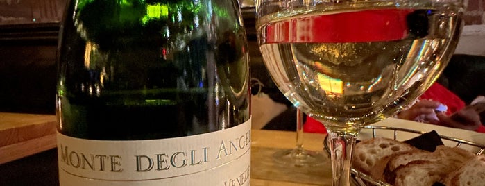 Bocca Di Bacco is one of Eat/Drink.