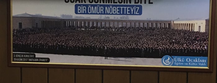Ülkü Ocakları Adana İl Başkanlığı is one of Asena'nın Kaydettiği Mekanlar.
