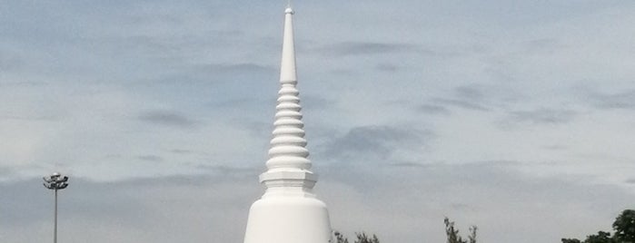 พระบรมราชานุสรณ์ดอนเจดีย์ is one of อยุธยา สุพรรณบุรี.