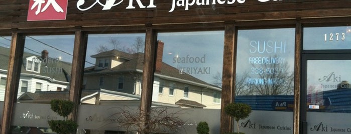 Aki Sushi is one of Tempat yang Disimpan Lizzie.