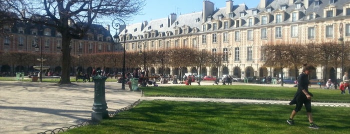 Place des Vosges is one of Paris - Les Halles.