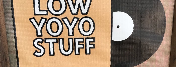 Low Yo Yo Stuff Records is one of Nate'nin Beğendiği Mekanlar.