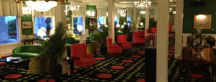 Grand Hotel Parlor is one of Lieux qui ont plu à Chris.