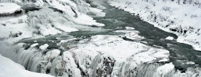 Gullfoss is one of Lugares favoritos de Alastair.