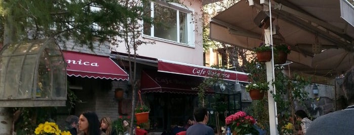 Cafe Botanica is one of Café & Yemek.