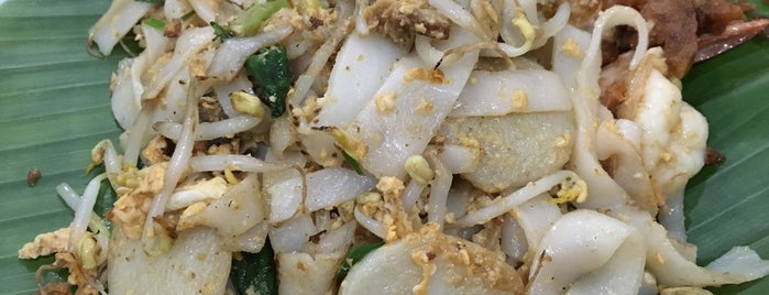 Kwetiau Kerang is one of All-time favorites in Indonesia.