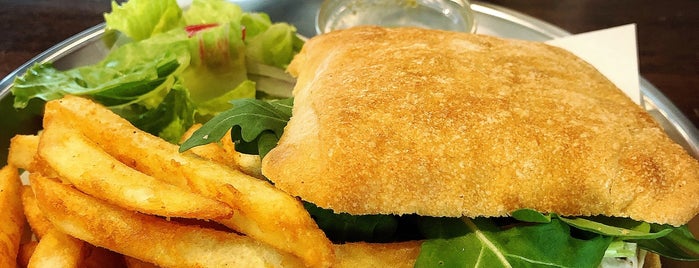 Mount Kao Sandwich Shop is one of To eat.