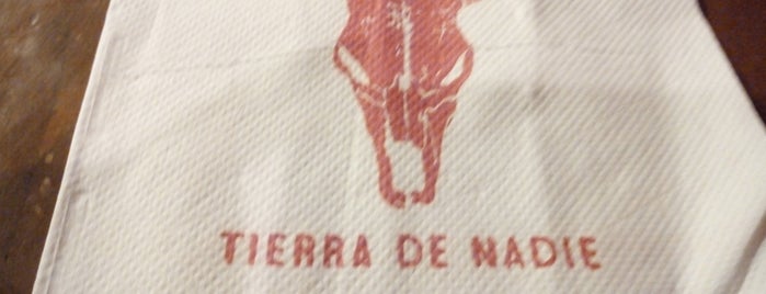 Tierra de Nadie is one of Comere.