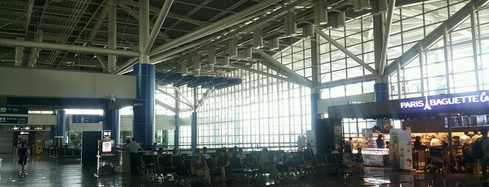 Cheongju International Airport (CJJ) is one of Tempat yang Disukai Won-Kyung.