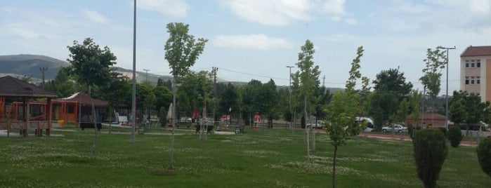 Mehmetçik Parkı Yürüyüş Parkuru is one of C B Atakanさんのお気に入りスポット.