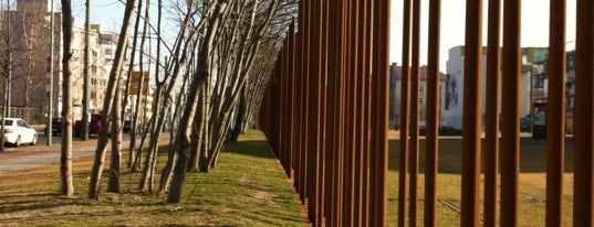 Sitio Conmemorativo del Muro de Berlín is one of Central Europe 2017.