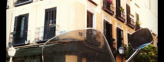 Barrio de Malasaña is one of Beeluvd's Saved Places.