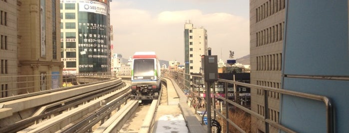 경전철의정부역 is one of 의정부 경전철 (Uijeongbu LRT).